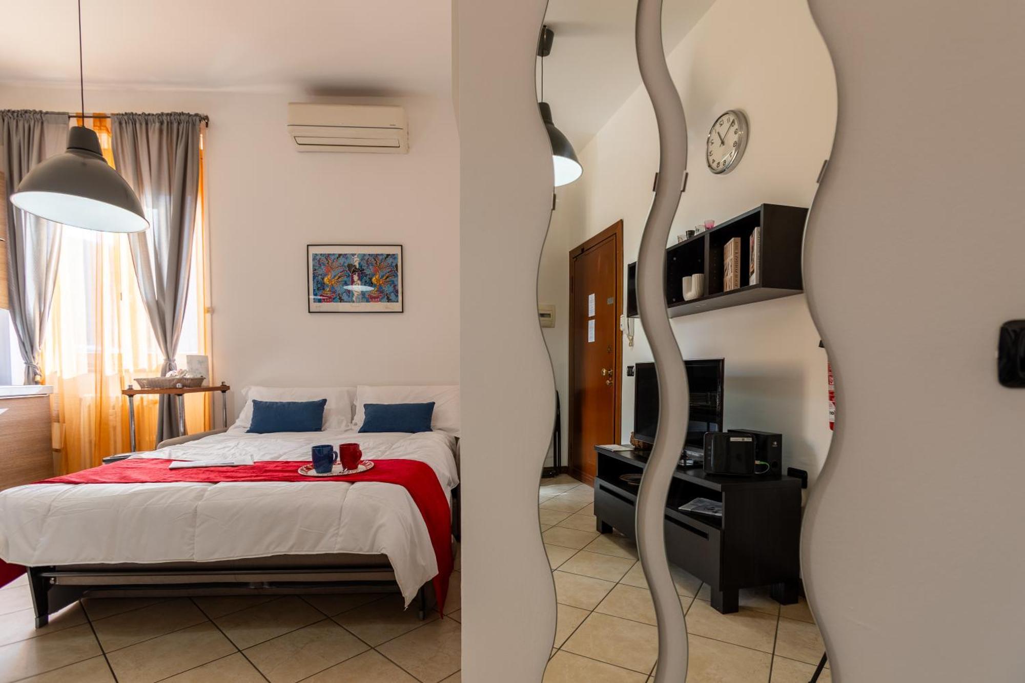 Mart House Milan